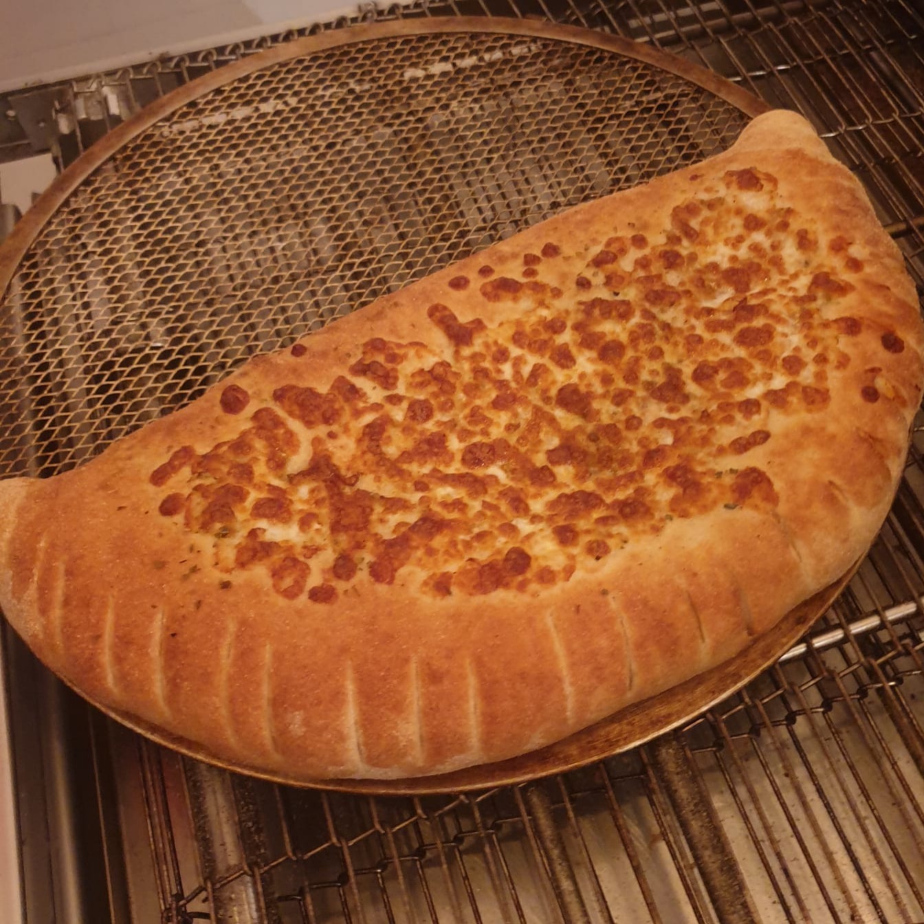 CALZONE